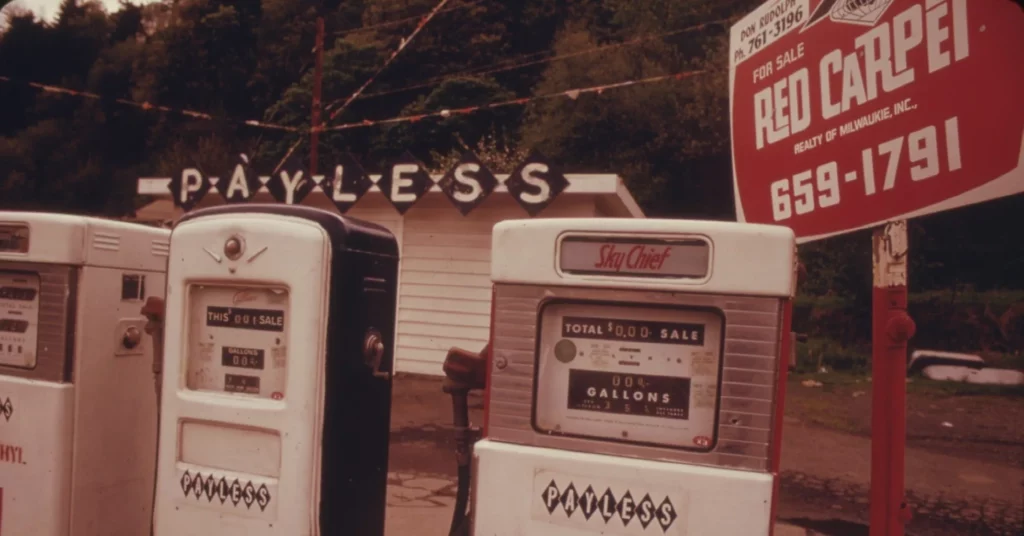 gas crisis, a closed down gas station in the seventies
